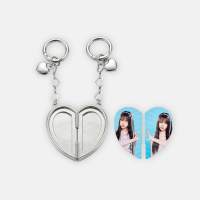 HEARTS2HEARTS FOCUS OFFICIAL MD [HEARTS MAKER KEYRING] – KPOP USA