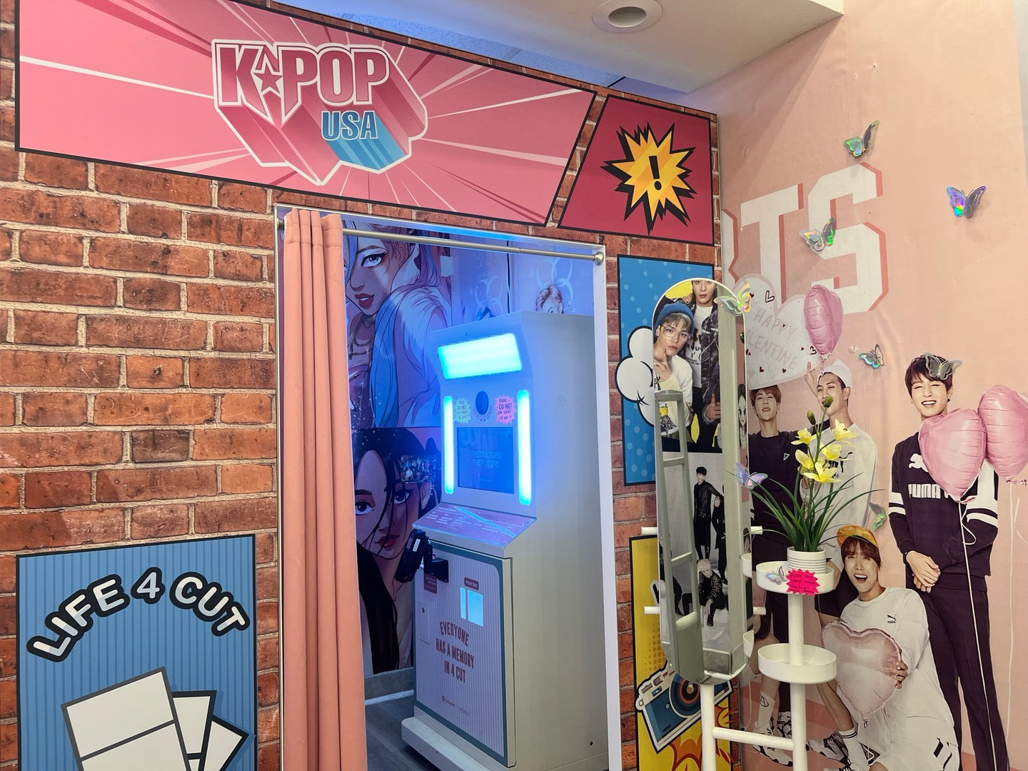 New at KPOP USA: The Iconic LIFE 4 CUT Photo Booth!