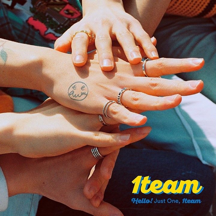 1TEAM   HELLO  1ST MINI ALBUM