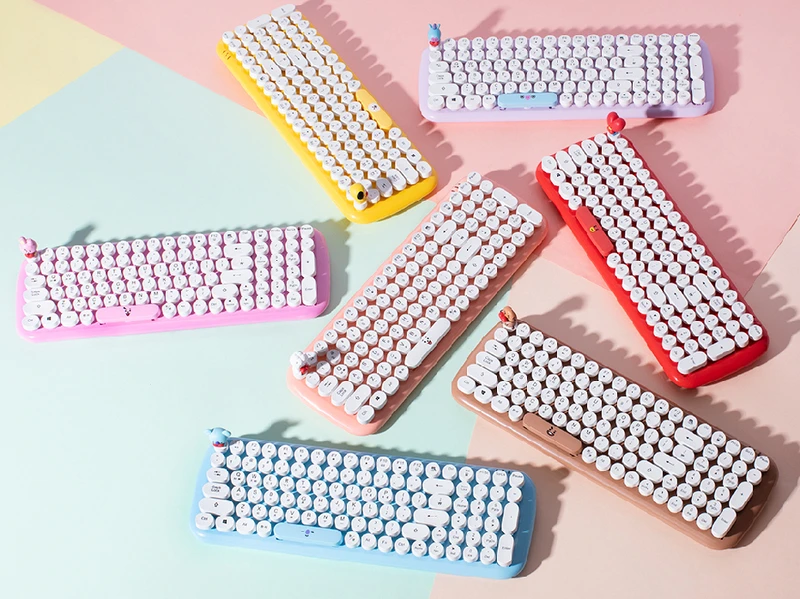 BT21 OFFICIAL WIRELESS RETRO KEYBOARD