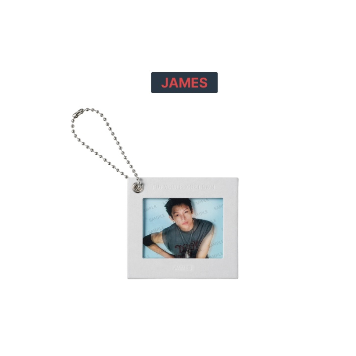 CORTIS 26' CORTIS TOUR PUT YOUR PHONE DOWN OFFICIAL MD  [MINI FILM PHOTO KEYRING]       [PRE]