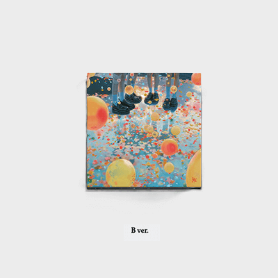 QWER 3RD MINI ALBUM I'M ON YOUR SIDE, EVEN IF THE WHOLE WORLD IS A MESS