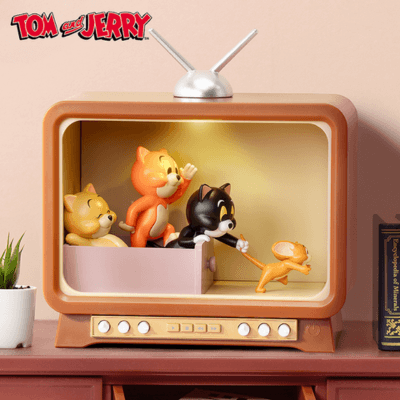 [TOM AND JERRY]   CLASSIC MOMENTS