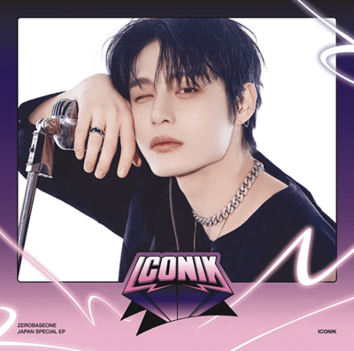 ZEROBASEONE 1ST JAPANESE EP ICONIK  (SOLO EDITION)     |  INCLUDES EXCLUSIVE 2L-SIZE PHOTO (RANDOM 1 OUT OF 9)